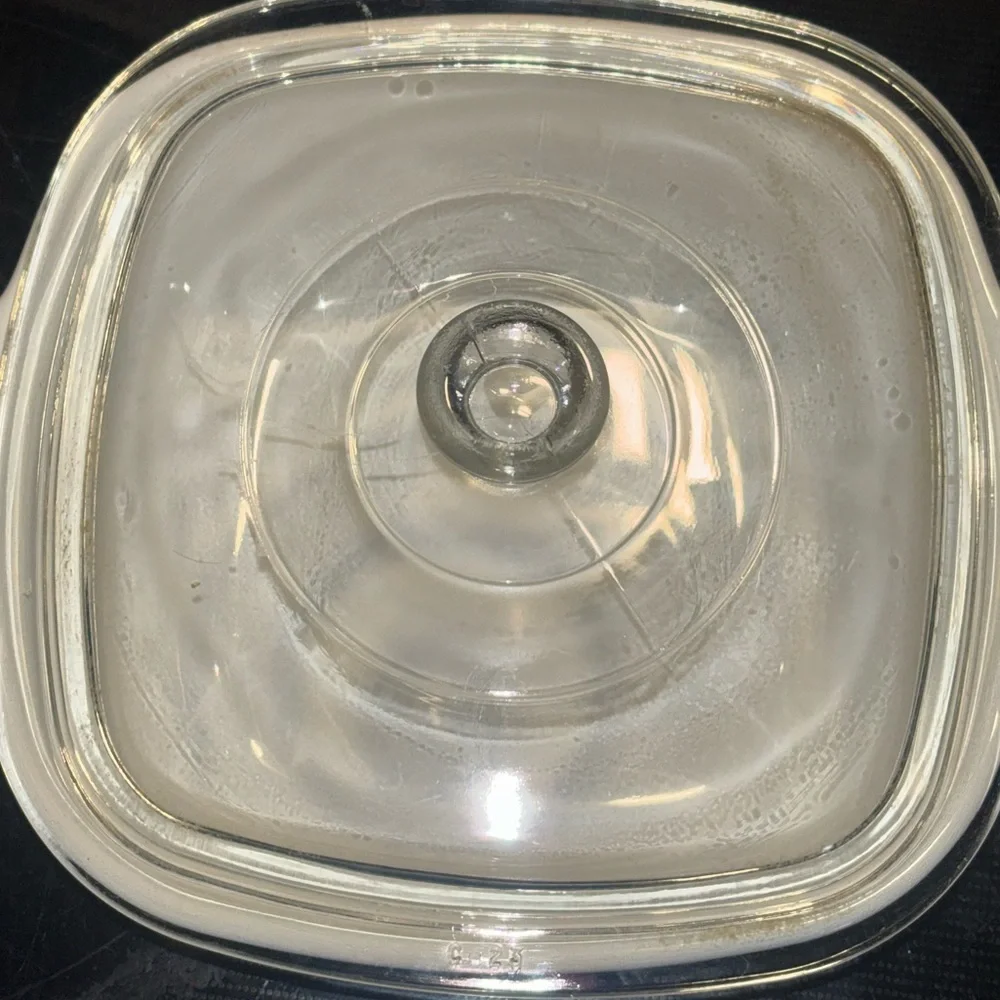 Vintage CorningWare Cornflower 1 1/2 qt Casserole Dish